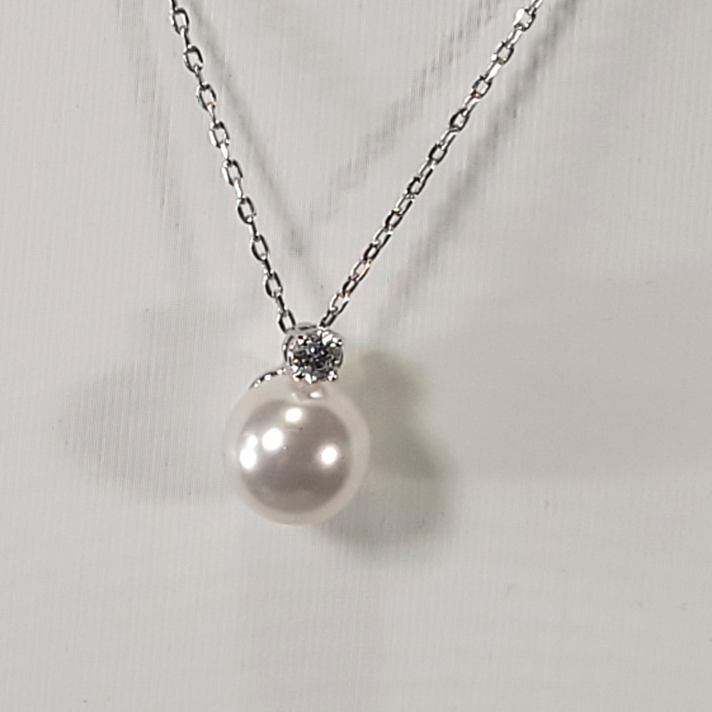 Swarovski Faux Pearl Necklace Women Silver Tone Crystal Swan Charm Pendant